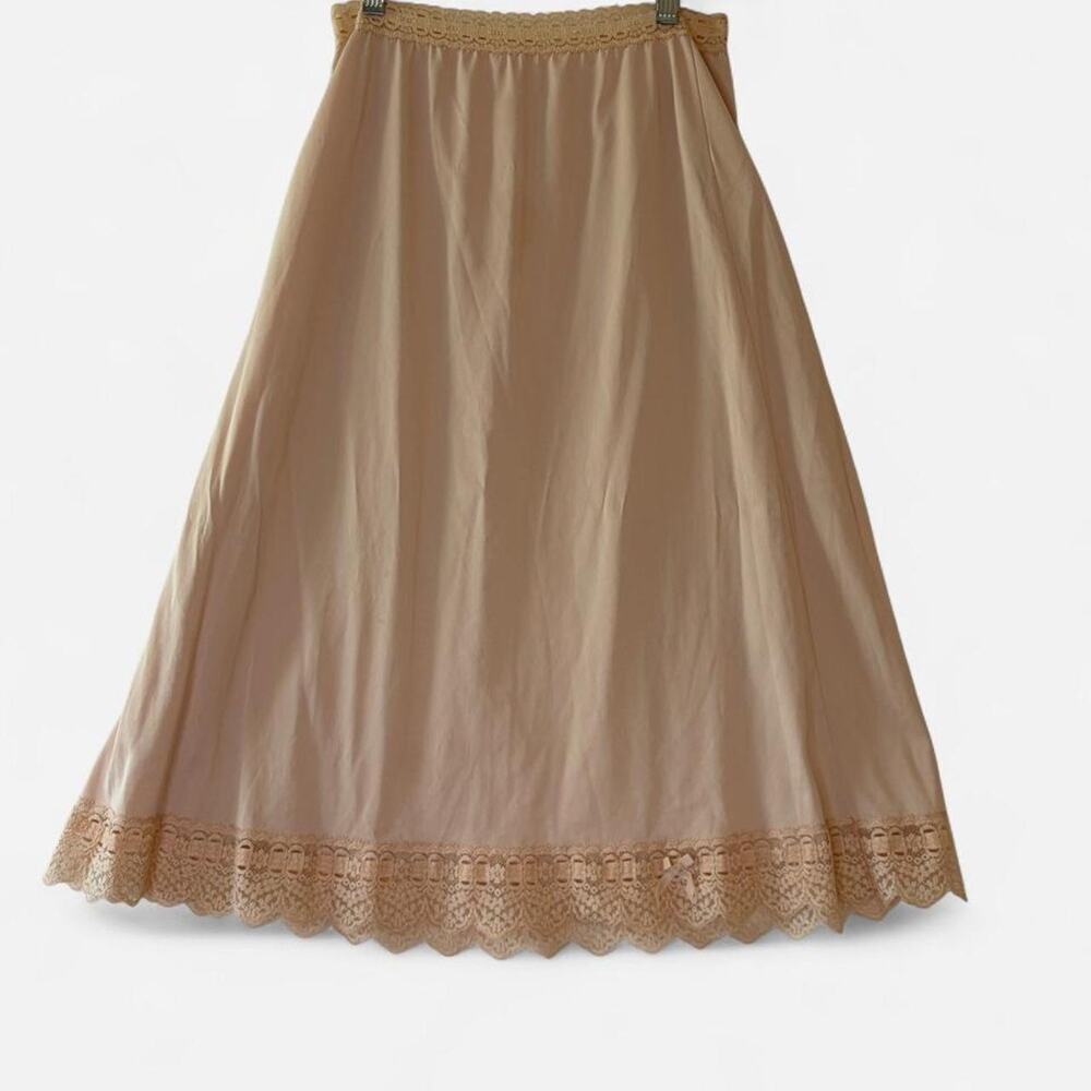 Gorgeous vintage behind every olga
